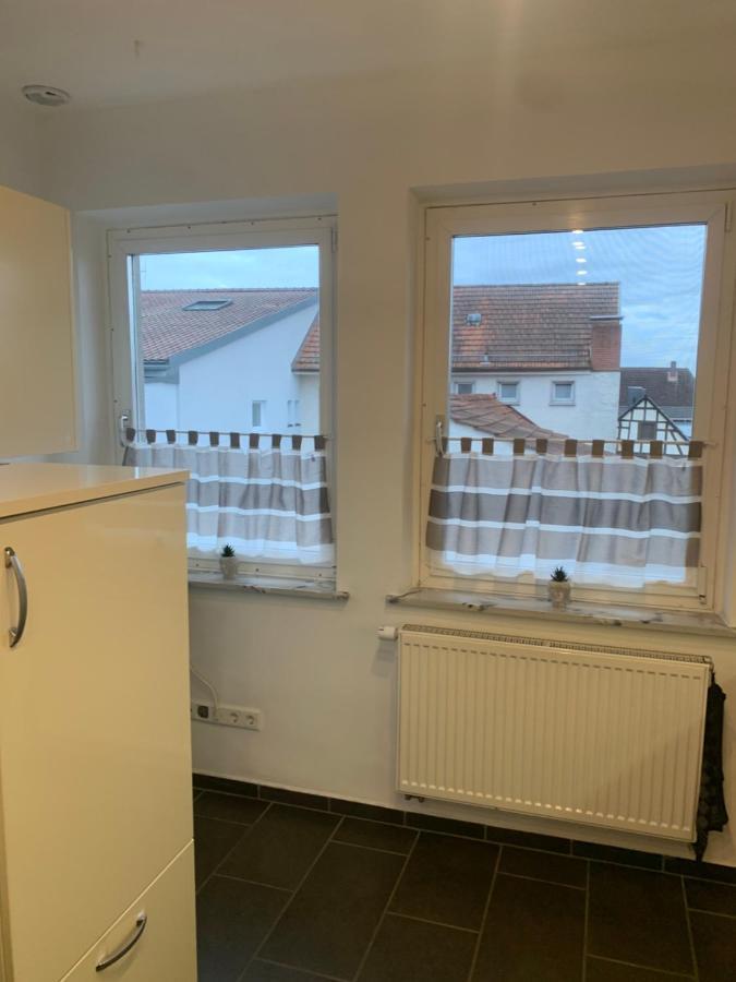 Mainpark Apartment 4 Schlafzimmer Bis Zu 10 Personen Direkt Ueber Aschaffapartment Bei Aschaffenburg Mainaschaff المظهر الخارجي الصورة