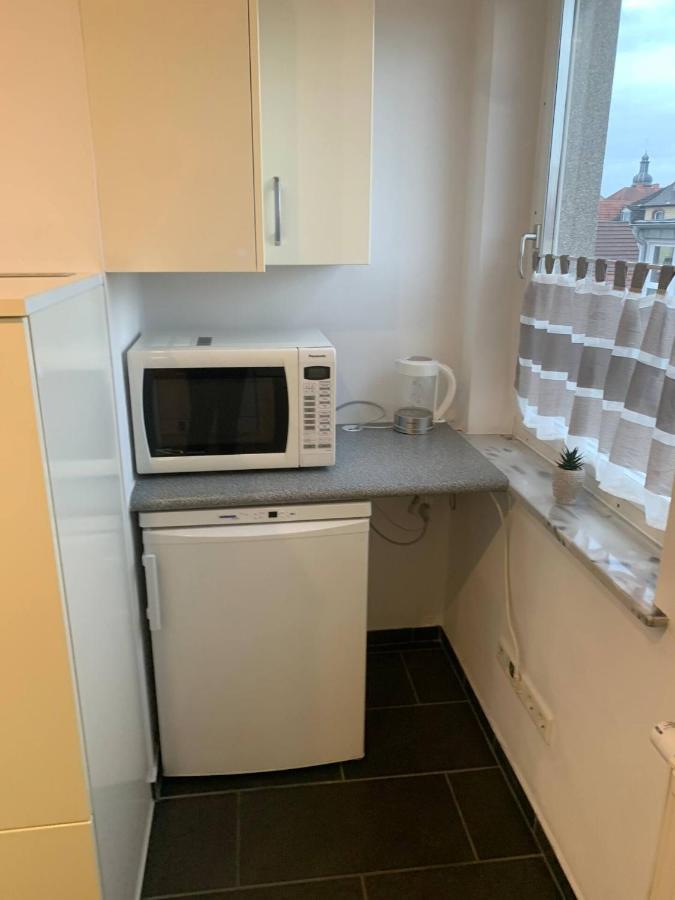 Mainpark Apartment 4 Schlafzimmer Bis Zu 10 Personen Direkt Ueber Aschaffapartment Bei Aschaffenburg Mainaschaff المظهر الخارجي الصورة