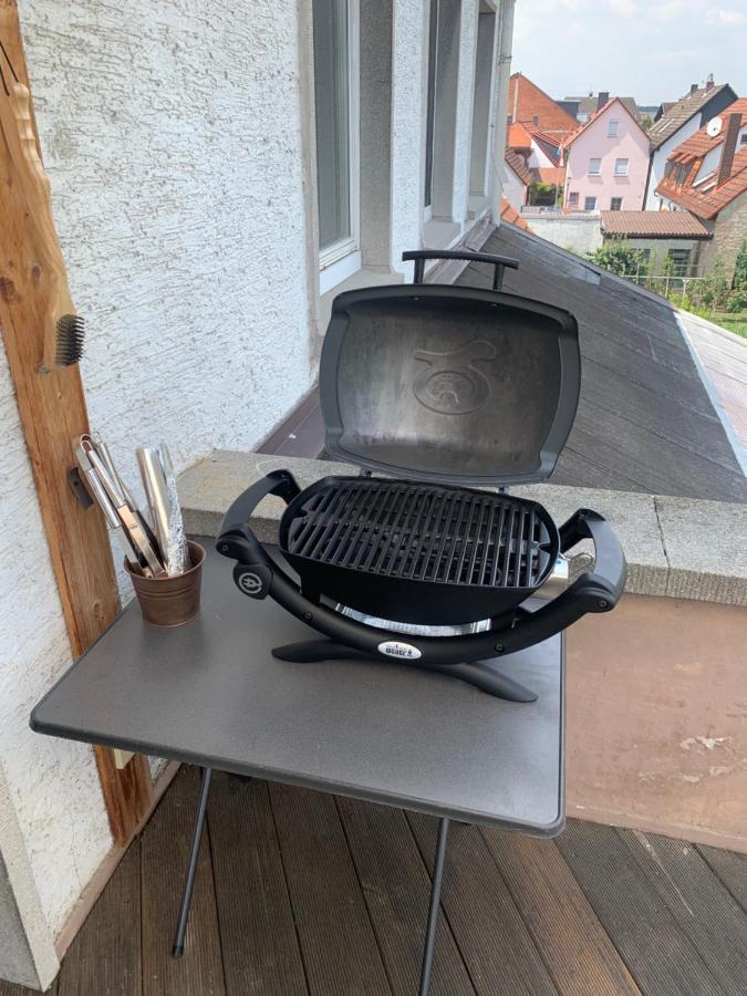 Mainpark Apartment 4 Schlafzimmer Bis Zu 10 Personen Direkt Ueber Aschaffapartment Bei Aschaffenburg Mainaschaff المظهر الخارجي الصورة